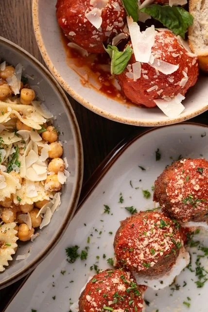 Fresh pizza and dining at Mister V's